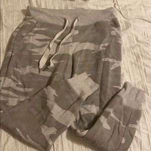 Aerie xsmall camo joggers